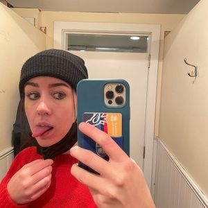 Meet your Posher, Jadah